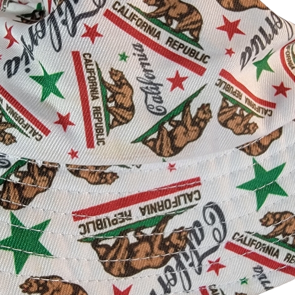 California Republic All Over Print Bucket Hat Unisex OSFM - Picture 10 of 11